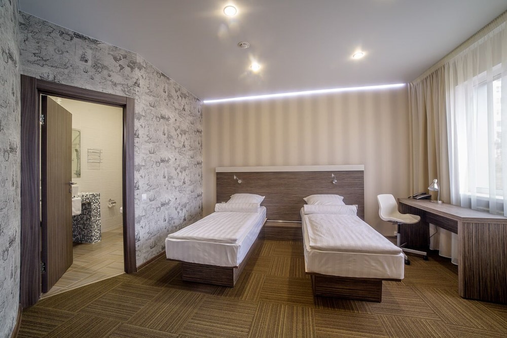 Superior Double or Twin Room photo 3