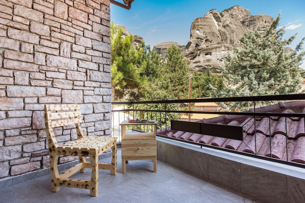 Premium Double Room, 1 Queen Bed, Mountain View