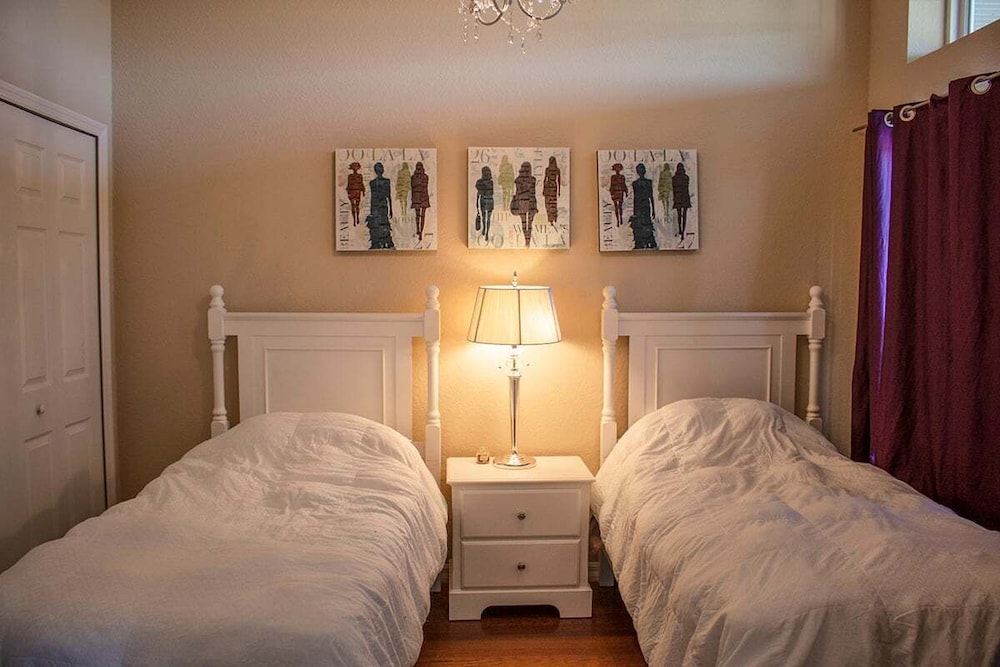 Condo, Multiple Beds, Hot Tub (Nw102-2303) photo 1