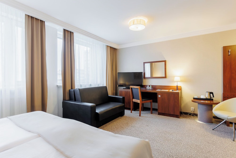 Superior Double or Twin Room photo 3