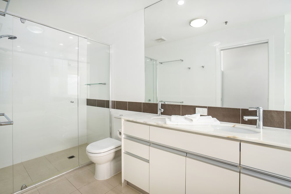 Apartment, 2 Bedrooms, Ocean View - Photo 4