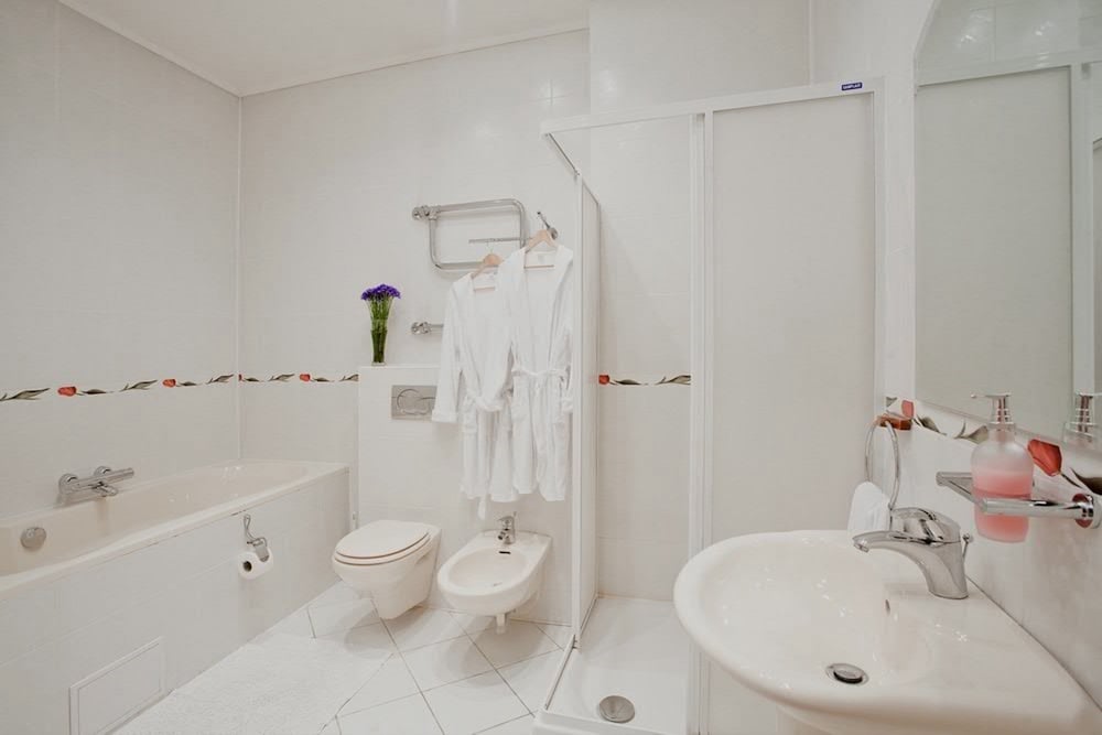 Two bedroom apartment on Kirova 1 photo 2