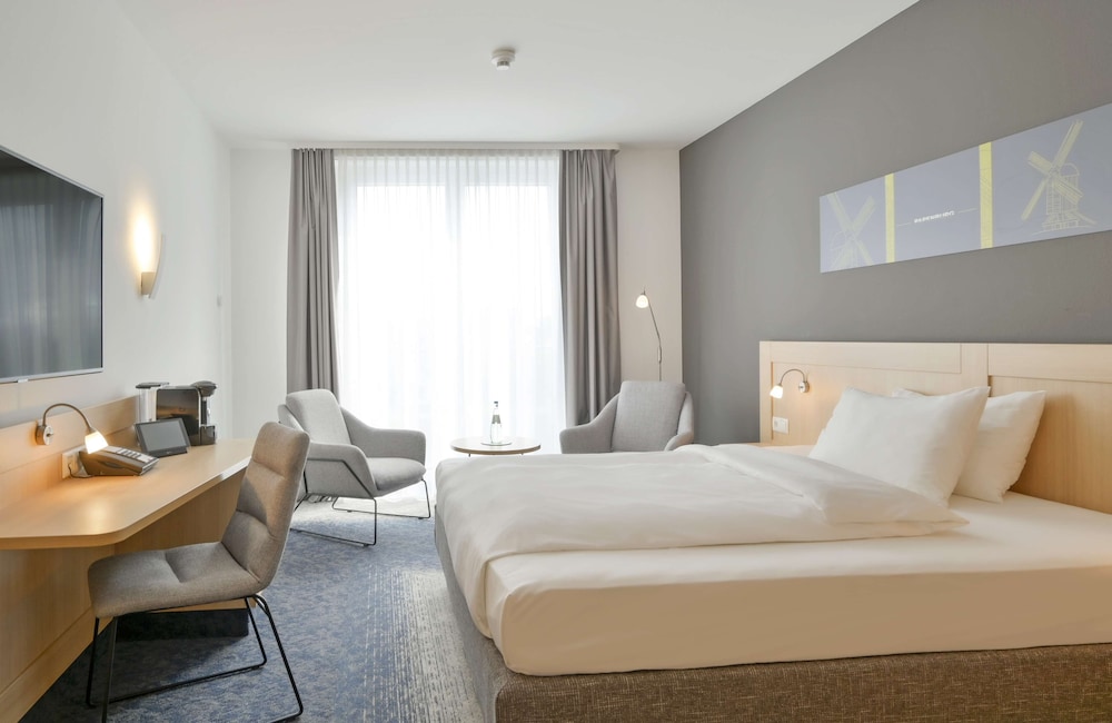 Superior Room, 1 Queen Bed - Photo 2