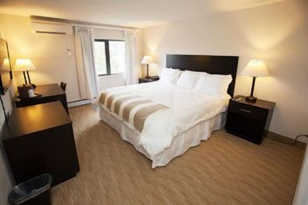 Superior Room, 1 King Bed, Golf View photo 1