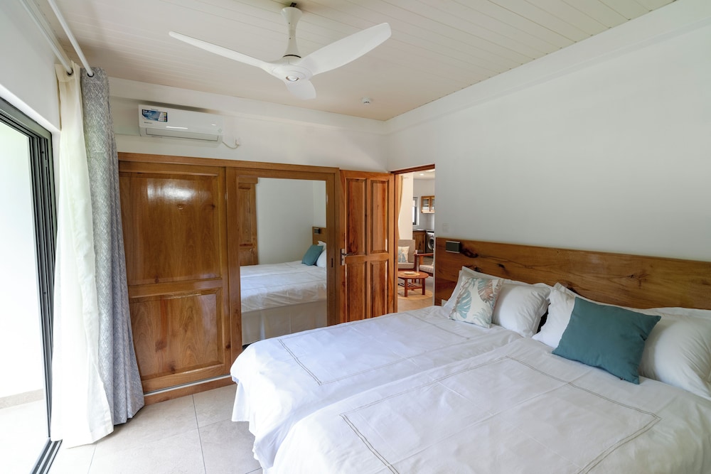 Family Apartment, 2 Bedrooms, Kitchen, Ocean View photo 3