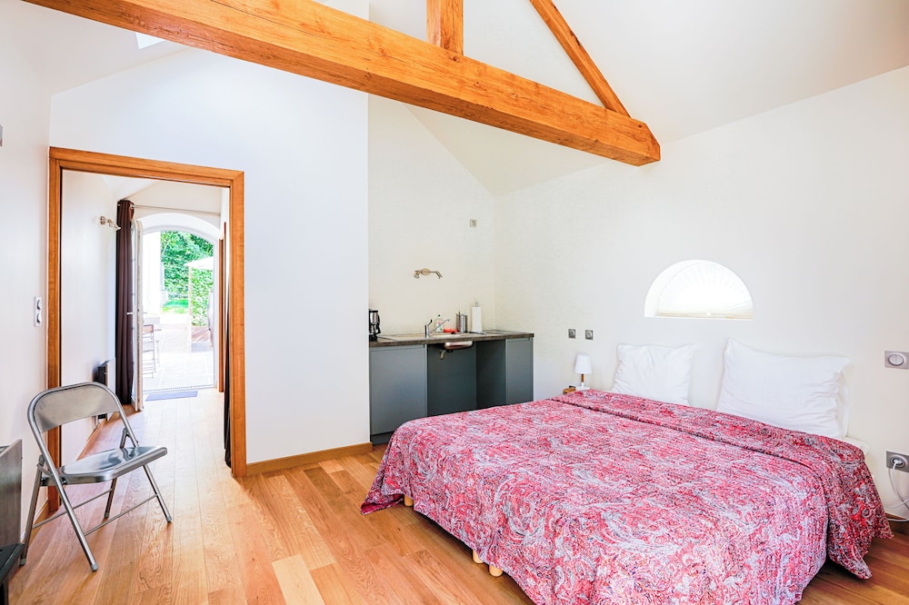 House, 1 Bedroom photo 1