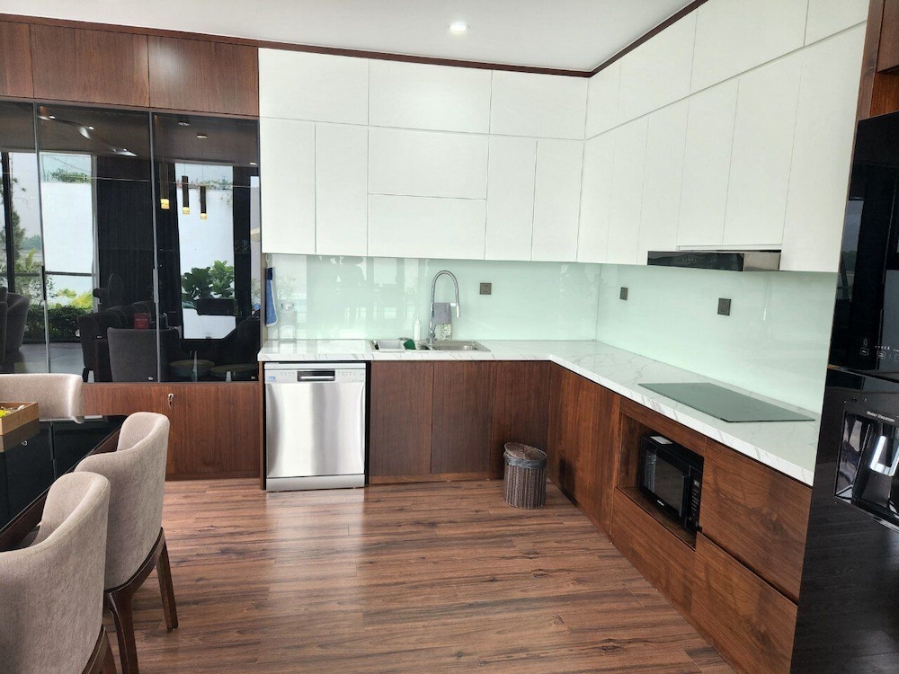 Executive Villa, 3 Bedrooms photo 2