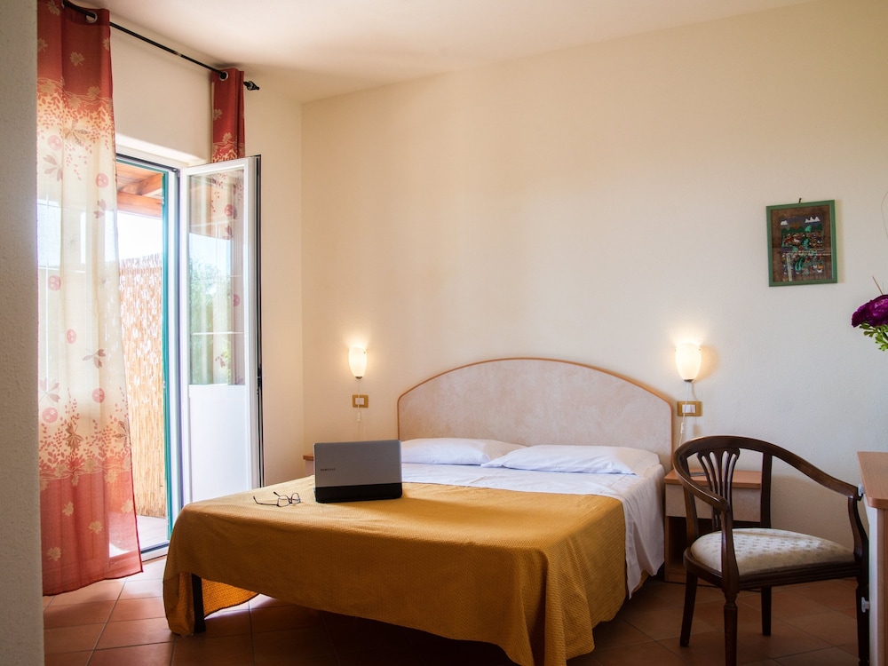 Superior Apartment, Ensuite, Sea View photo 1