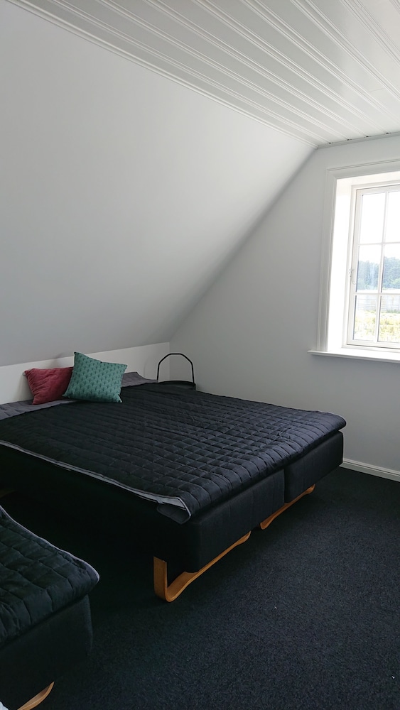 Basic Quadruple Room, Multiple Beds, Non Smoking