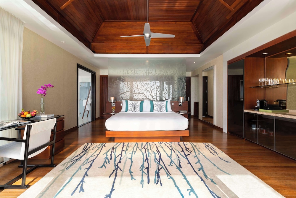 Over Water Pool Villa - Photo 1