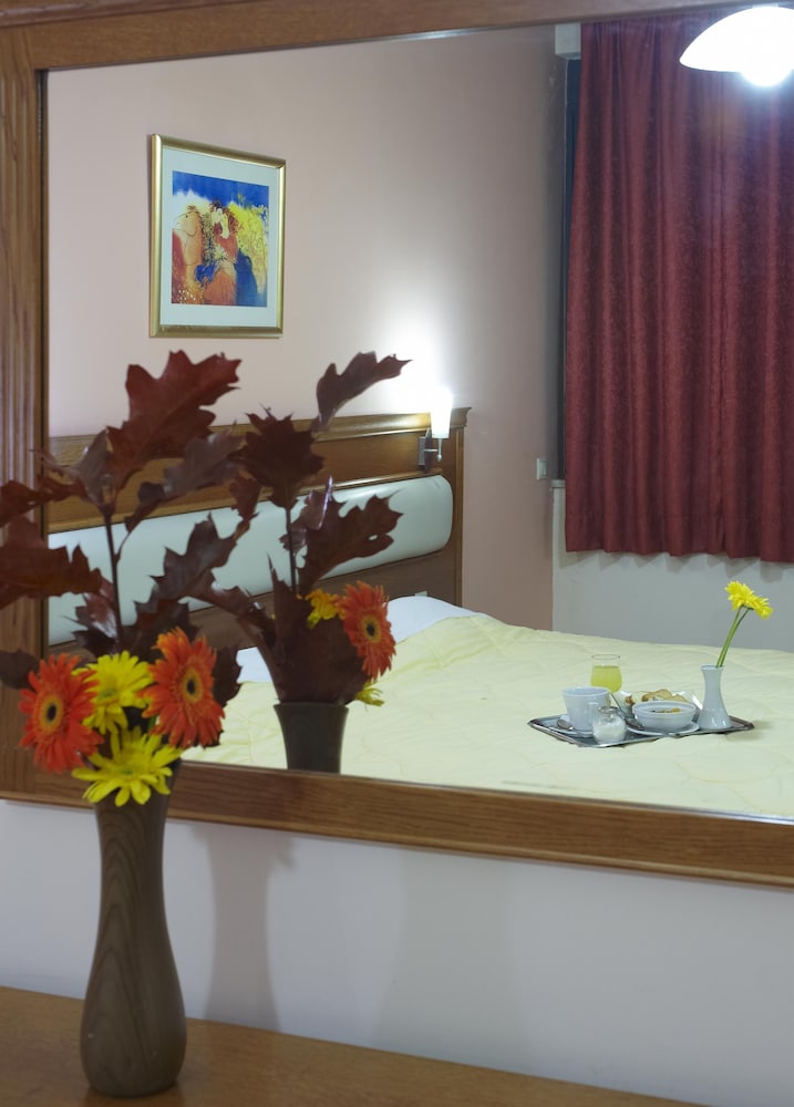 Triple Room - Photo 2