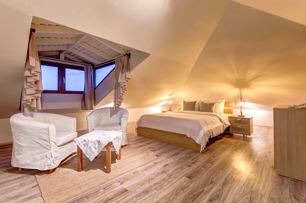 Loft photo 3