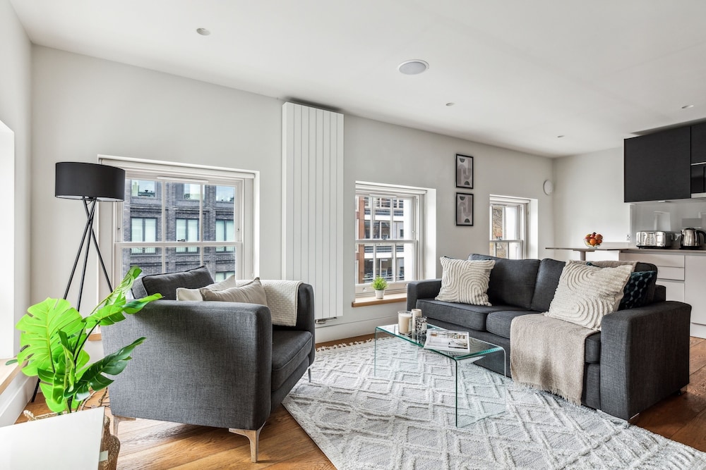 Design Apartment, Multiple Beds, Kitchen, City View