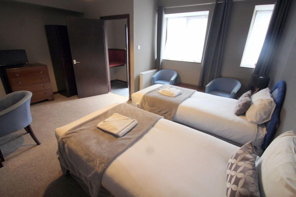 Budget Twin Room photo 3