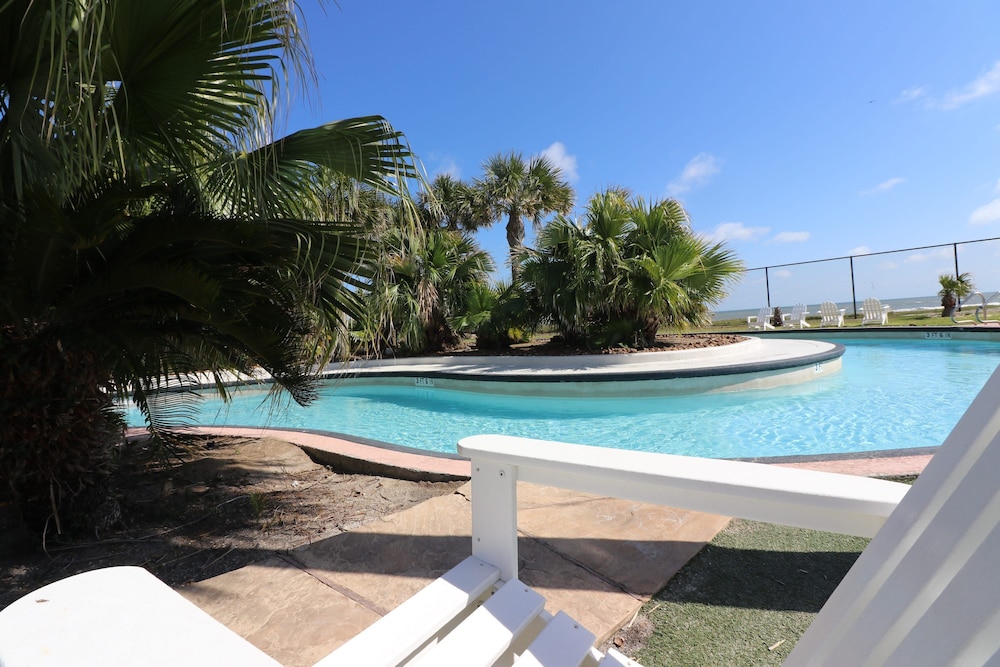Have a Dream Vacation at High Tide, Billede 70