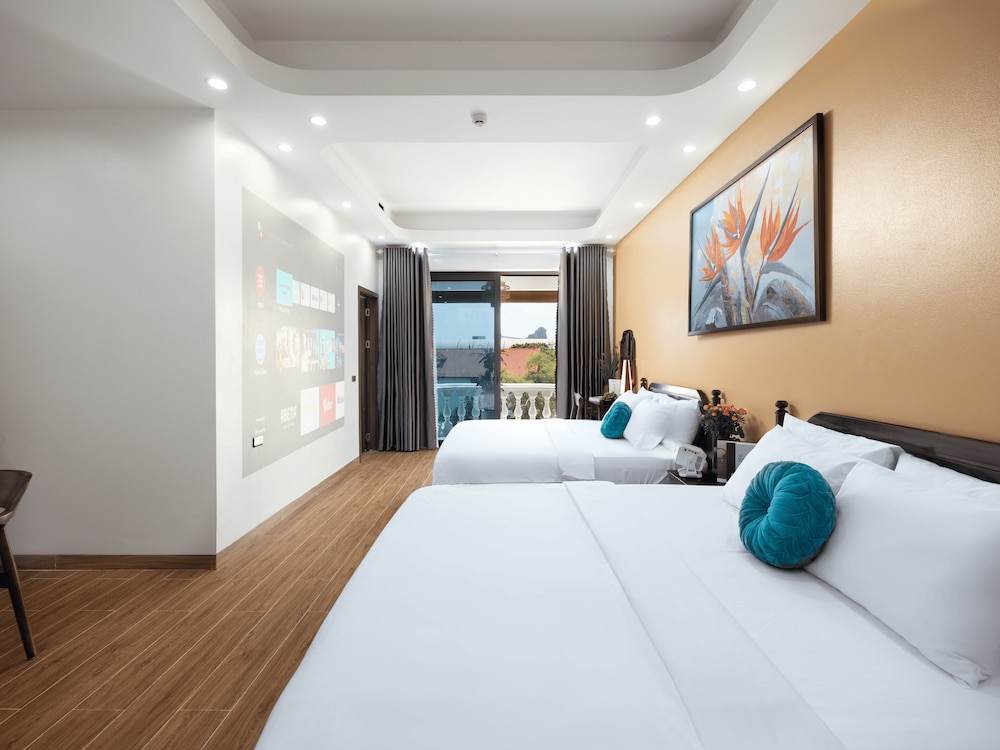 Family Quadruple Room, Balcony, Mountain View