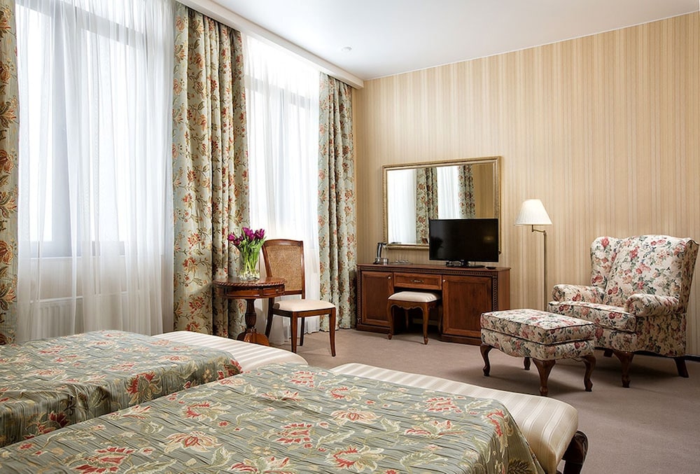 Comfort Double or Twin Room
