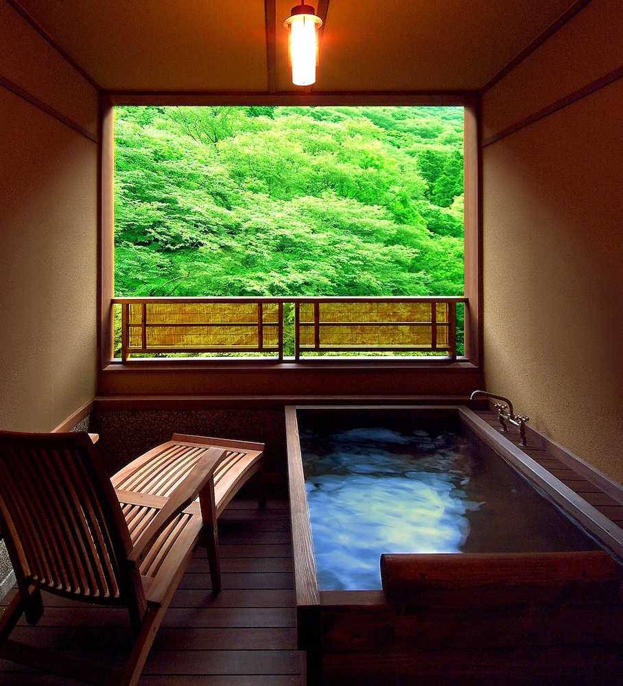 Japanese Style Room with Open-Air Bath [Zaonoma]