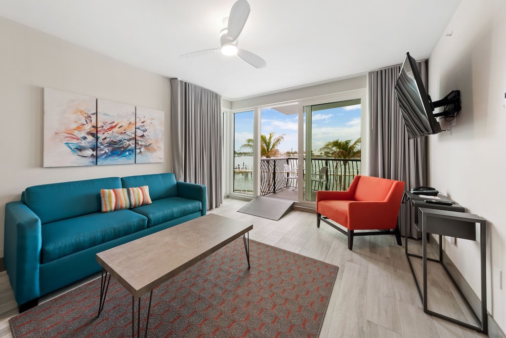 Suite, 2 Bedrooms ADA, Bay View photo 1