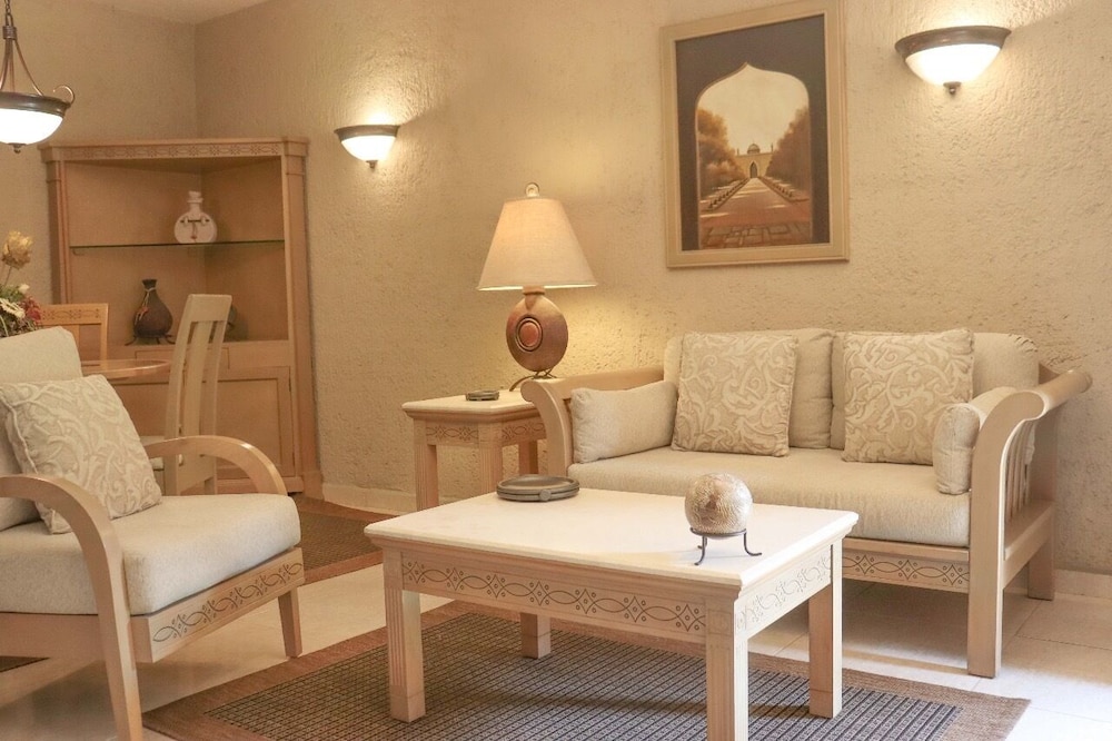 Junior Studio Suite