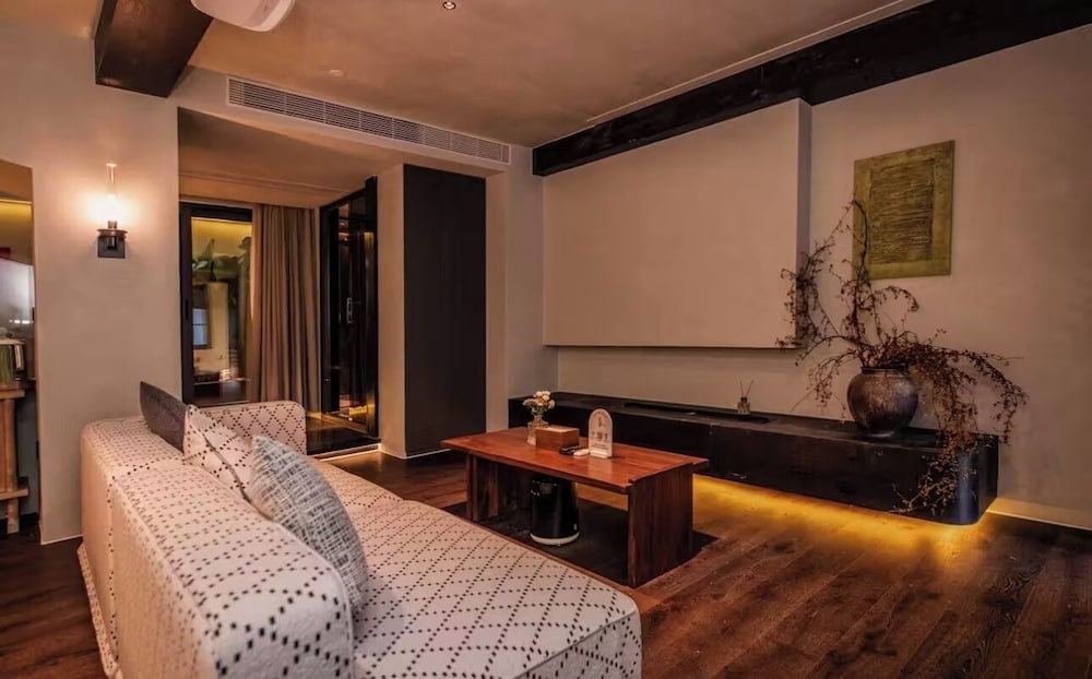 Luxury Room, City View photo 3