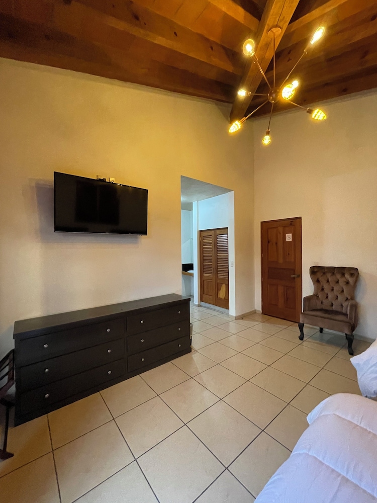 Superior Quadruple Room with balcony and Mountain view photo 2