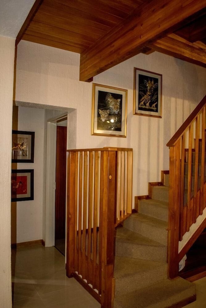 House, 3 Bedrooms photo 3