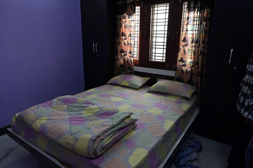 Classic Double Room, Garden View