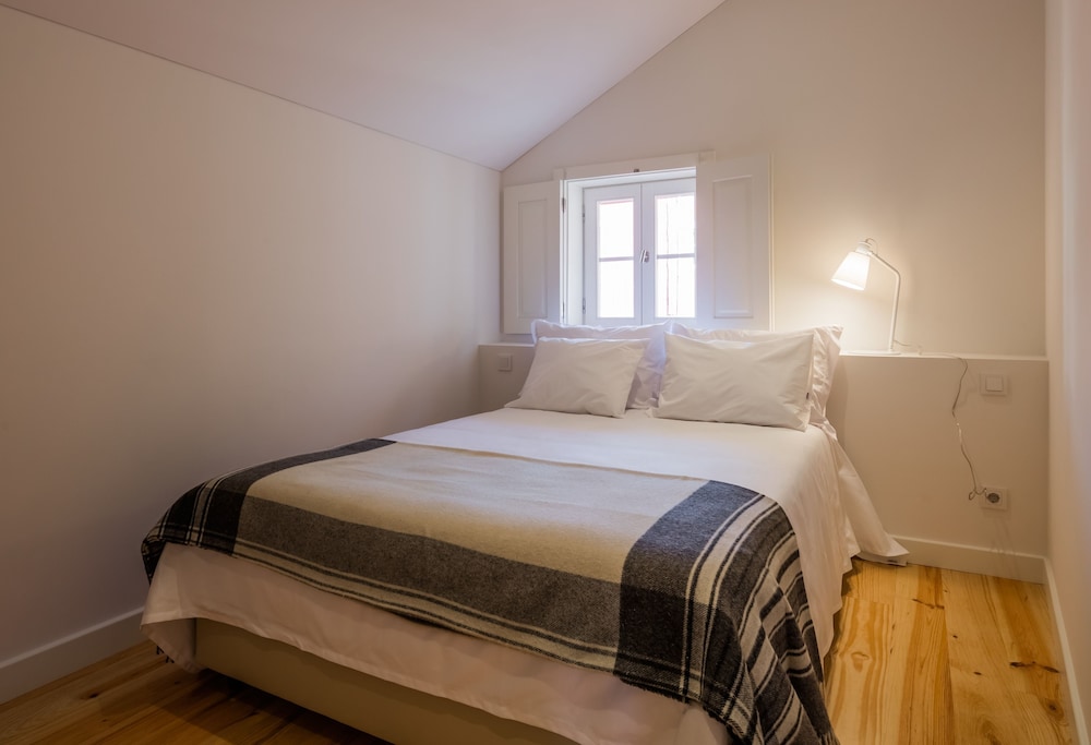 Apartment, 2 Bedrooms, Balcony, River View
