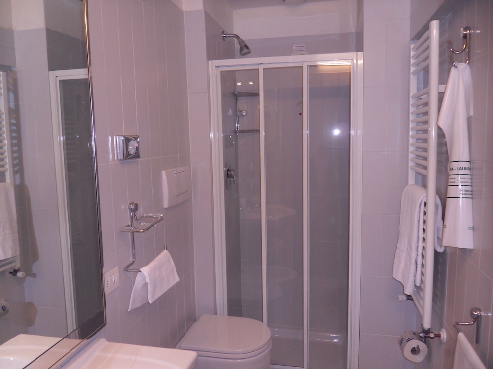 Classic Triple Room photo 3