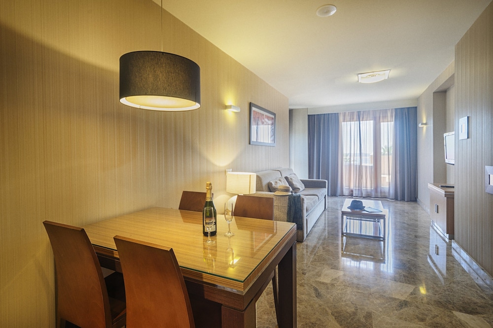 Junior Suite, Terrace, Partial Ocean View