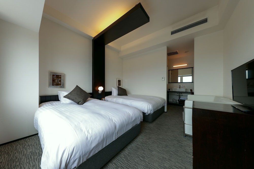 Standard Twin Room, Non Smoking (Charge from 3 years old)