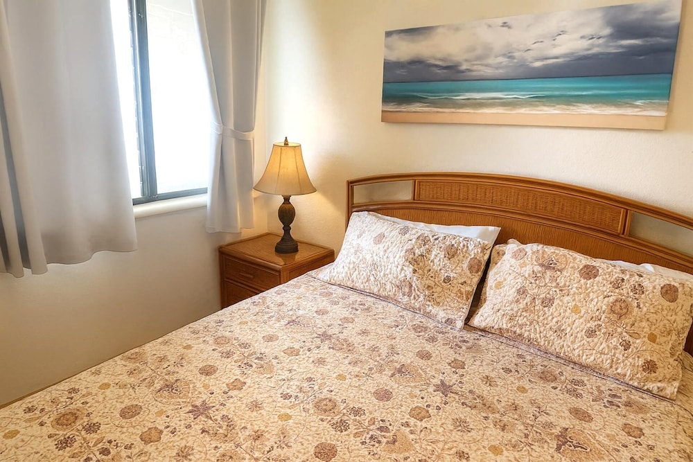 Condo (2 Bedrooms) photo 2