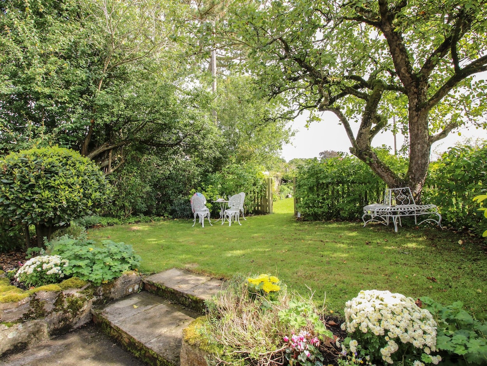 Cottage photo 1
