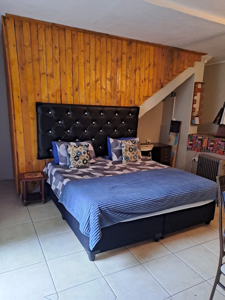 Deluxe Cabin (Unit 4) photo 1