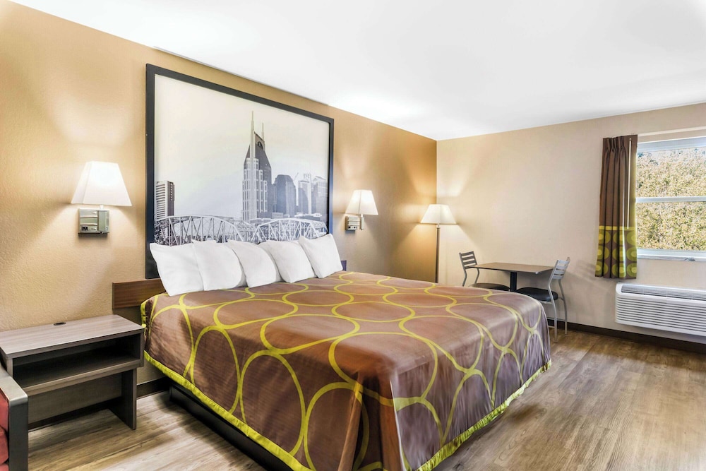 Standard Room, 1 King Bed - Photo 1