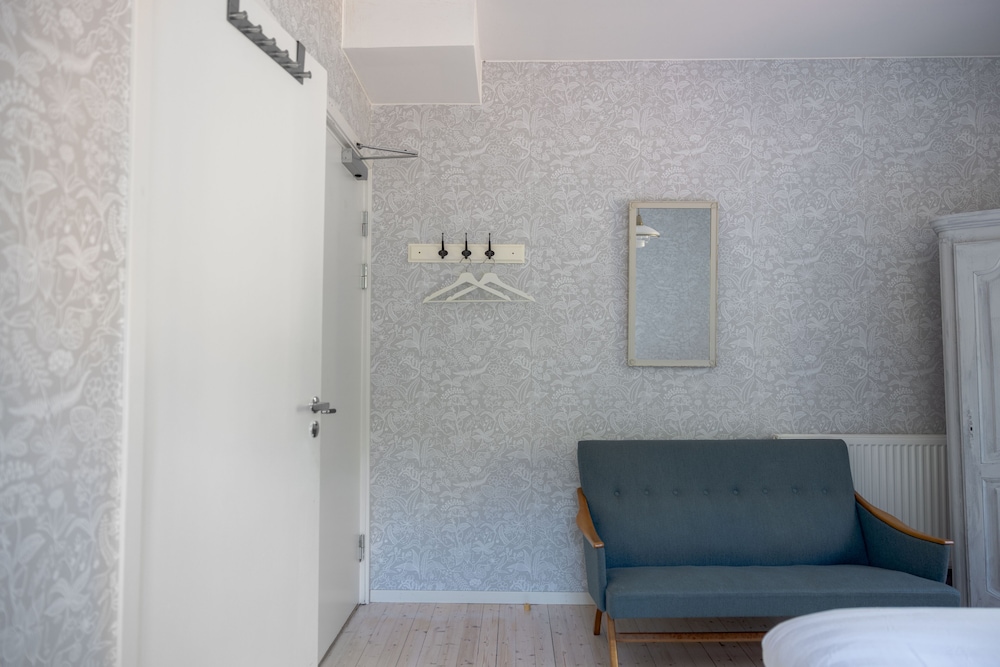 Double Room, Private Bathroom, Garden Area photo 2