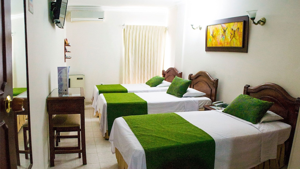 Deluxe Twin Room photo 1