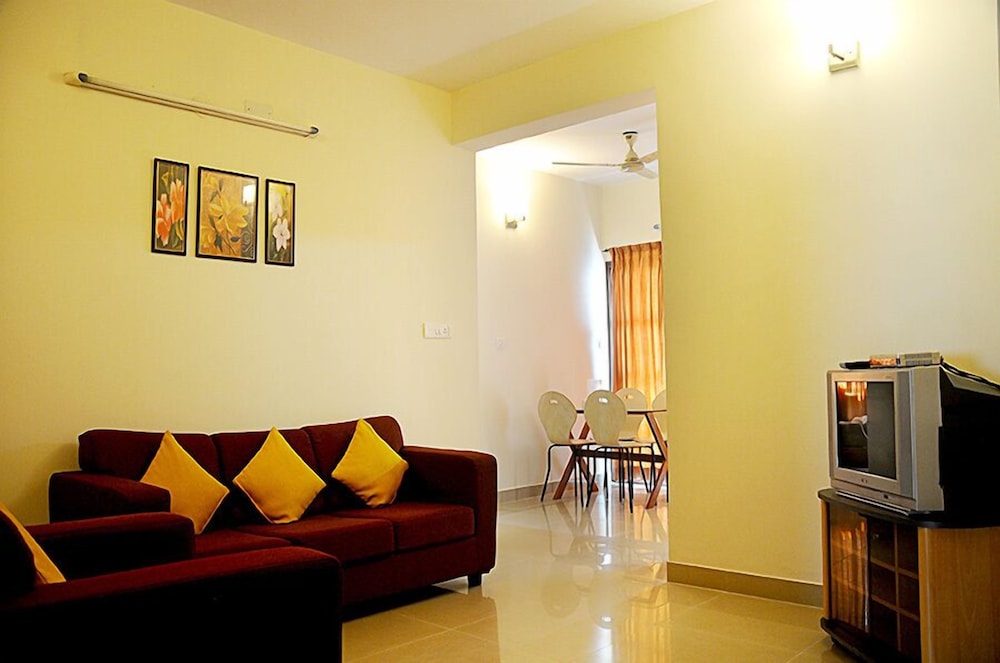 Studio, 1 Bedroom photo 3
