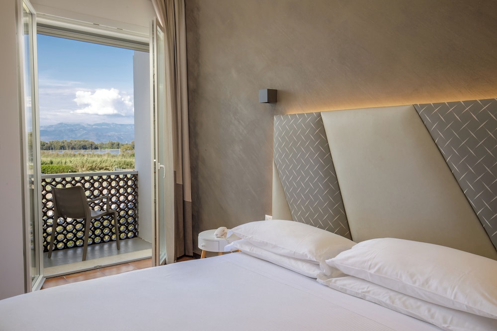 Superior Double Room, Balcony, Mountain View photo 2