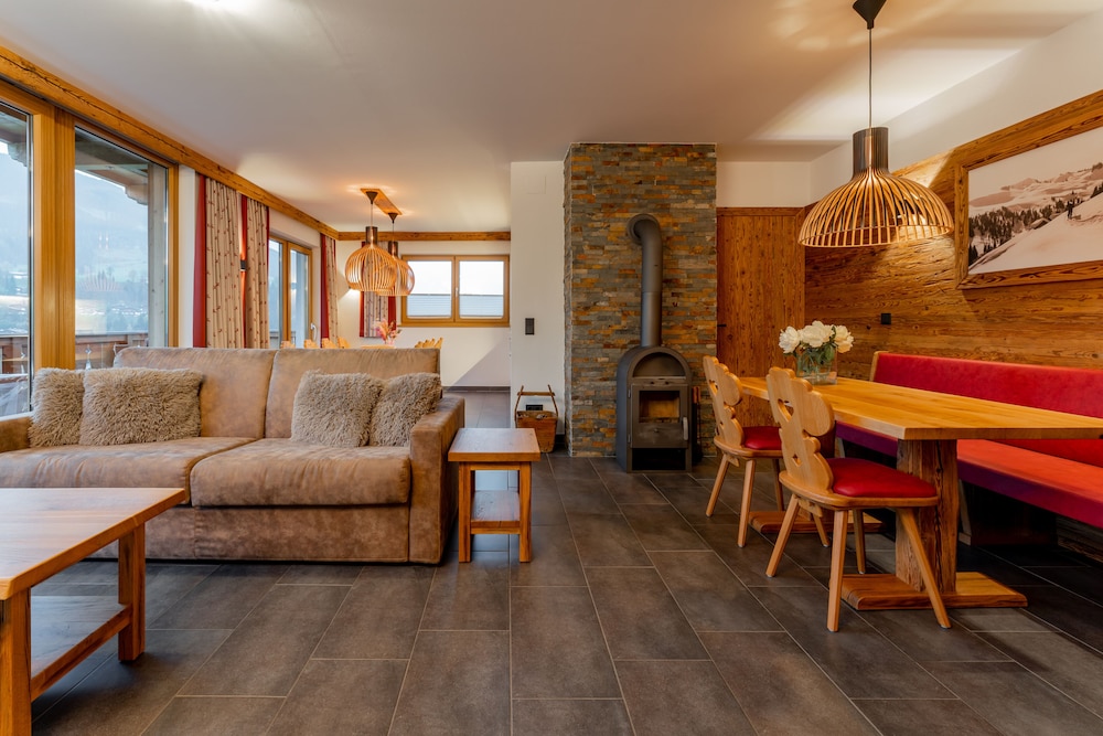 Alpine Dreams (add. final cleaning fee € 120,-) photo 1