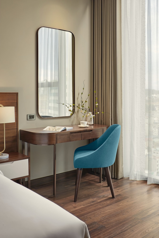 Premier Family Room with City View - Photo 2