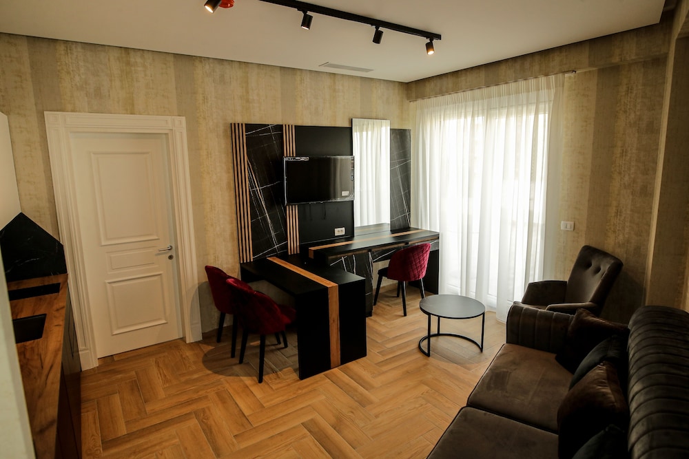 Elite Studio Suite photo 1