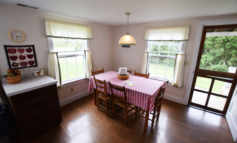 Boxwood Cottage - Photo 15