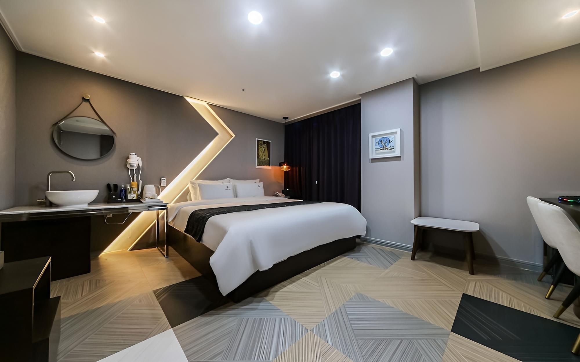 Room (High-end couple deluxe-open special p) photo 1
