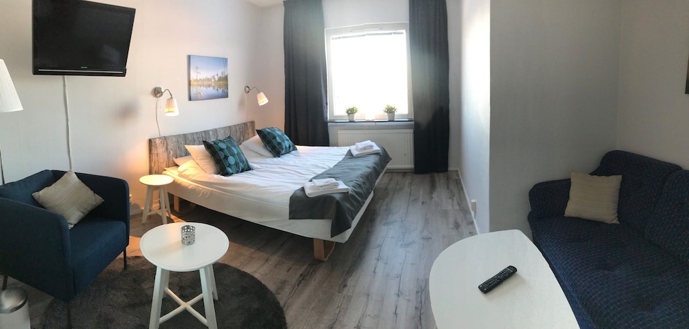 Basic Double Room, Mountain View photo 1