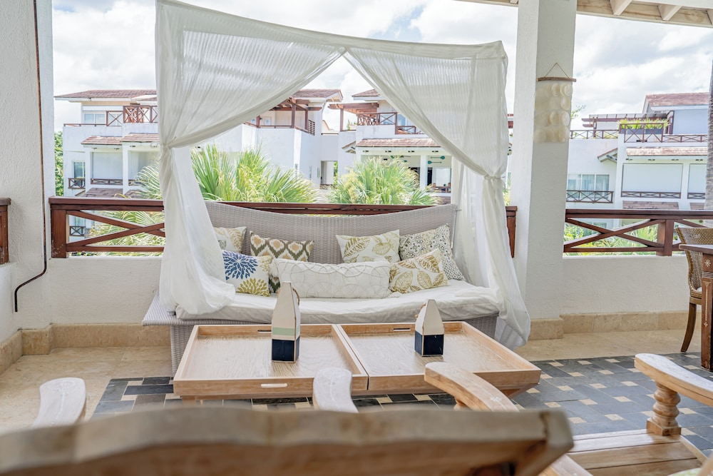 Exclusive Apartment, 3 Bedrooms, Terrace - Photo 14