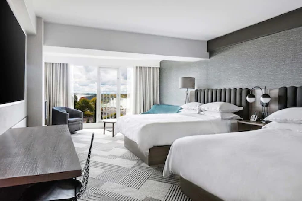 Room, 2 Queen Beds