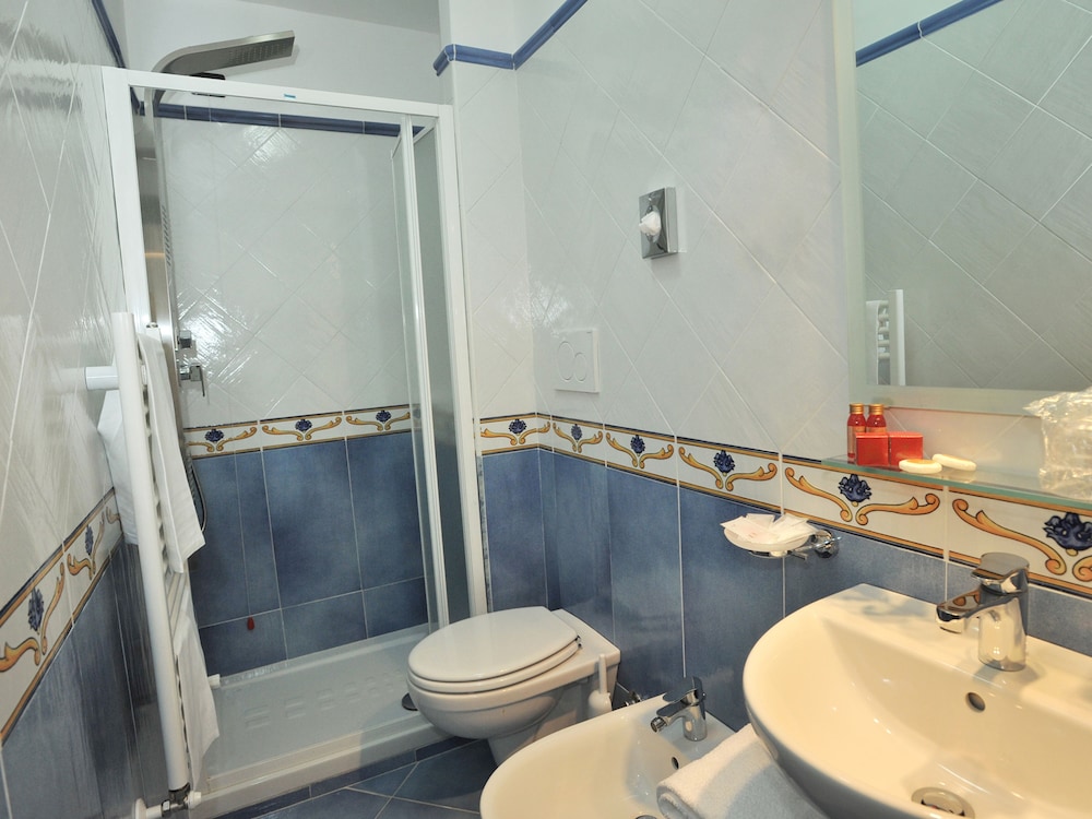Executive Double Room photo 2