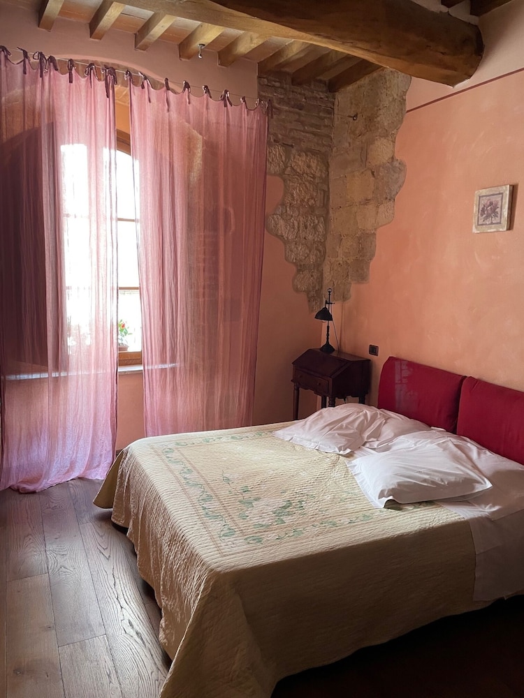 Suite photo 1